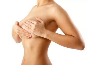 Il massaggio è utile per il seno femminile e contribuisce al suo aumento